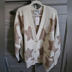 Star Design Oversized Cardigan